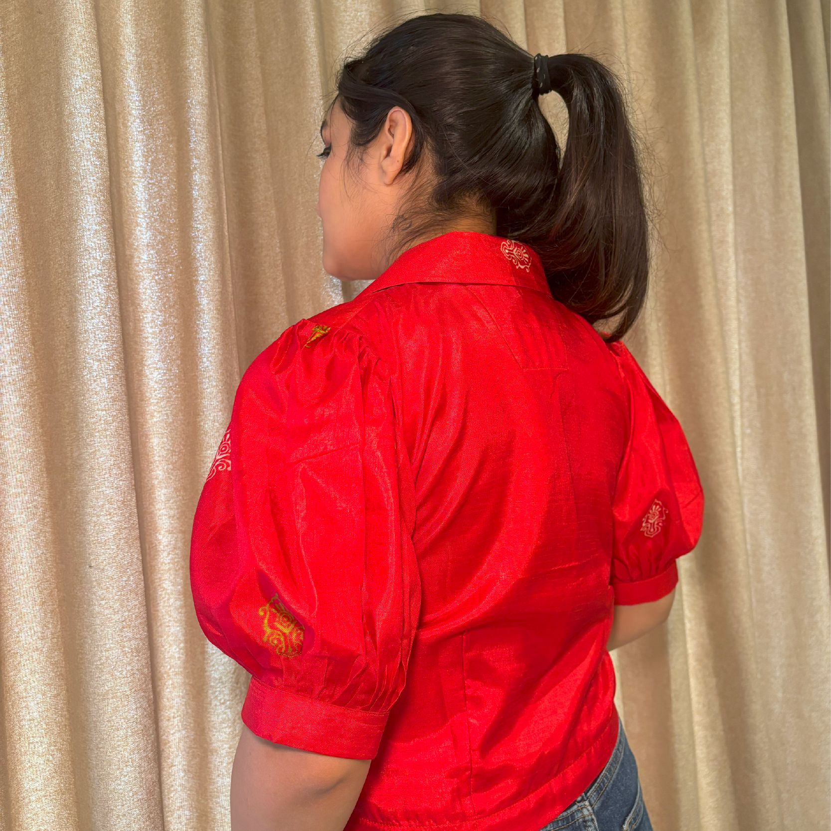 Crimson Grace Puff Sleeve Top